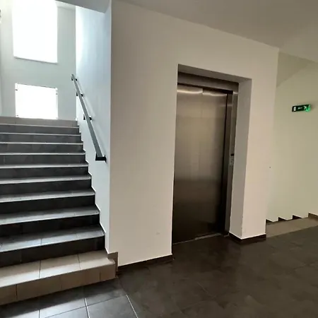 Apartment Air Conditioned 2 With Terrace, Prievozska Street